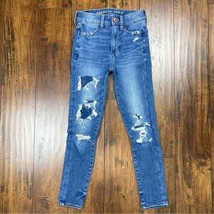 AMERICAN EAGLE Women’s Hi-Rise Jegging Cropped Ripped Dream Jean 000 Regular